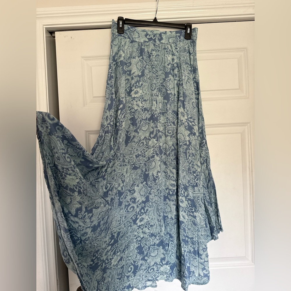 O'Neill Blue Paisley Skirt NWOT